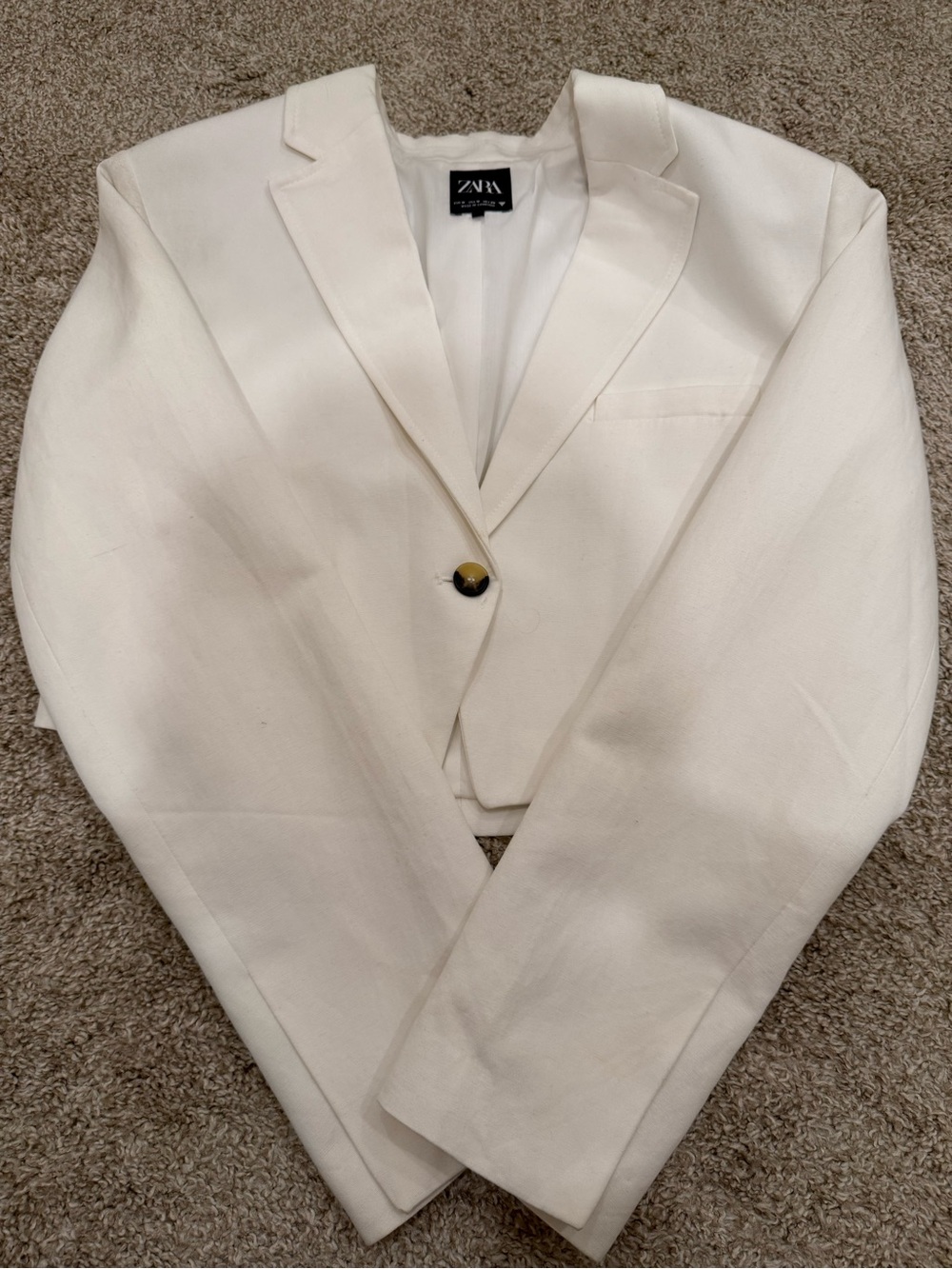 Zara crop Cream Blazer